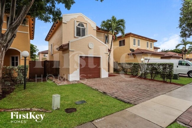 1119 NE 41st Ave in Homestead, FL - Building Photo - Building Photo