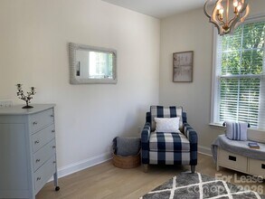 9033 Rosalyn Glen Rd in Cornelius, NC - Building Photo - Building Photo