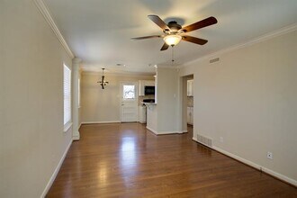 934 Bridget Dr in Dallas, TX - Building Photo - Building Photo