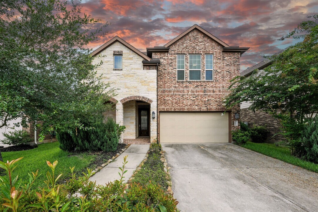 10834 Texas Rose Dr in Sienna, TX - Foto de edificio