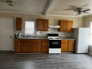 1007 Wallace St in Clovis, NM - Building Photo - Building Photo