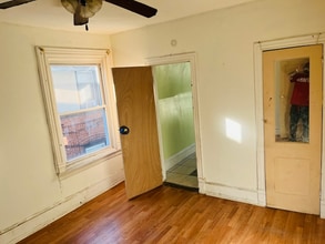 6445 Market St in Upper Darby, PA - Building Photo - Building Photo