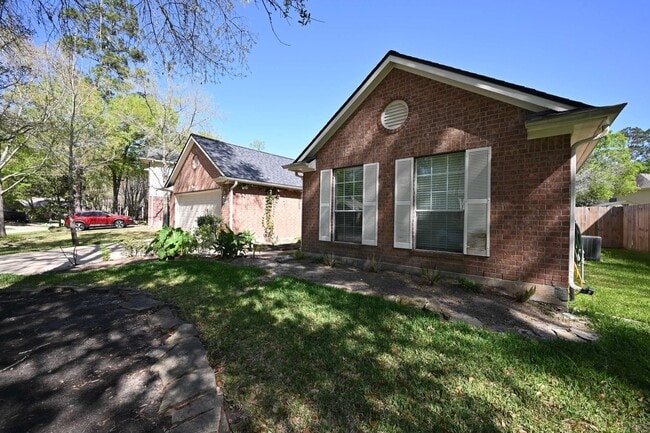 219 N Wimberly Way in Conroe, TX - Building Photo - Building Photo