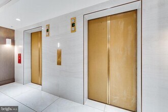 7111 Woodmont Ave in Chevy Chase, MD - Building Photo - Building Photo