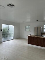 420 Burning Tree Ln in Punta Gorda, FL - Building Photo