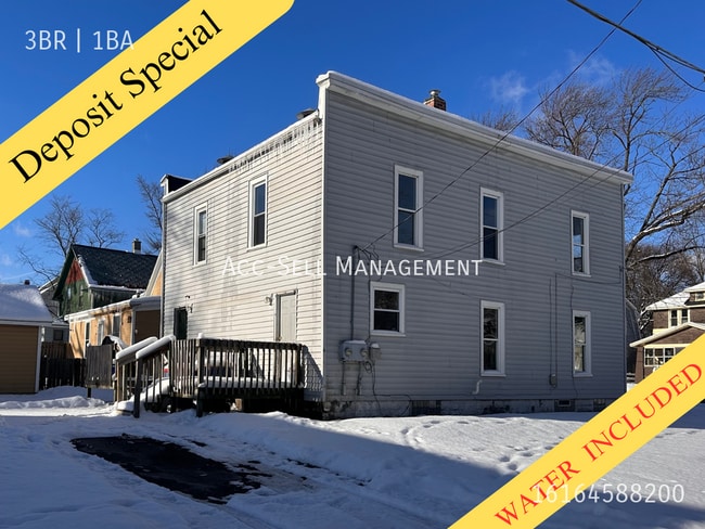 956 Adams St SE in Grand Rapids, MI - Building Photo - Building Photo