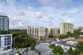 Keystone Villas II in Miami, FL - Building Photo - Building Photo