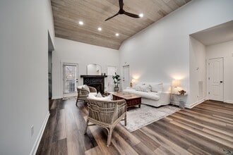 118 River Chase in Hendersonville, TN - Building Photo - Building Photo