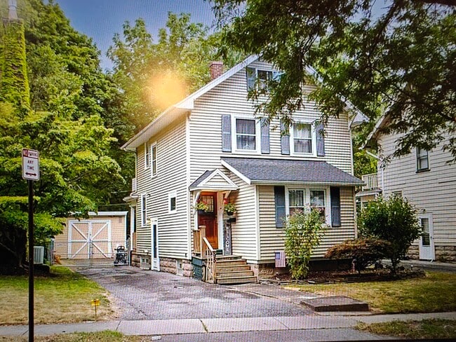 property at 95 Merchants Rd