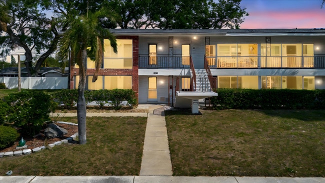 2348 Shelley St in Clearwater, FL - Building Photo - Building Photo