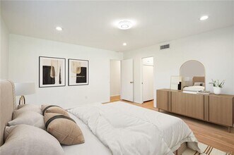 8313 Hillary Dr in Los Angeles, CA - Building Photo - Building Photo