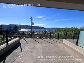 1210 Lakeview Blvd E in Seattle, WA - Building Photo