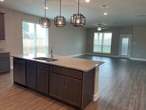 5755 Redfish Ct in Belton, TX - Building Photo - Building Photo