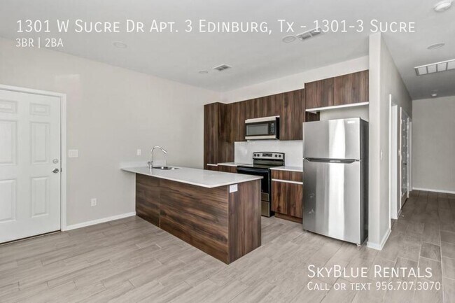 1301 W Sucre Dr in Edinburg, TX - Building Photo - Building Photo