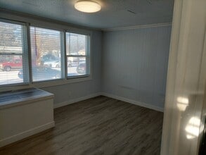 1349 E Bridger St, Unit A in Pocatello, ID - Foto de edificio - Building Photo