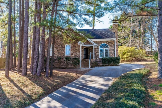 2105 Quail View Trail