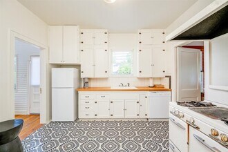 1301 E 29th St in Austin, TX - Building Photo - Building Photo