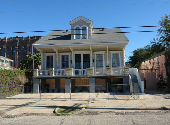 919 Jackson Ave in New Orleans, LA - Foto de edificio - Building Photo