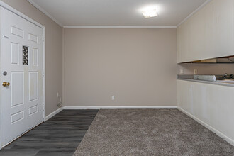 Quinn Bayou in Milton, FL - Building Photo - Interior Photo