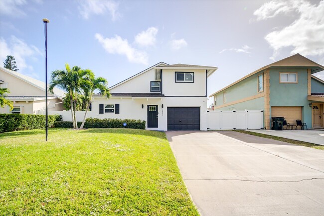 2482 Sundy Ave in Delray Beach, FL - Building Photo - Building Photo