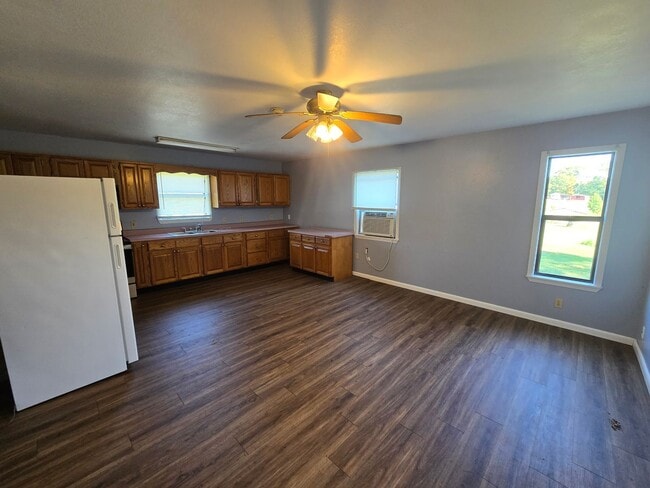 530 Jamestown Loop in Batesville, AR - Foto de edificio - Building Photo