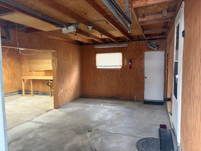 1292 Zwick Ave in Louisville, OH - Building Photo - Building Photo