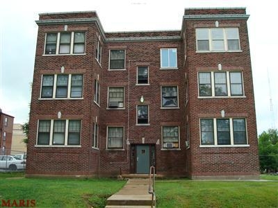 5572 Clemens Dr in St. Louis, MO - Foto de edificio