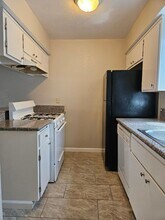 937 Iris St in Wasco, CA - Building Photo - Building Photo