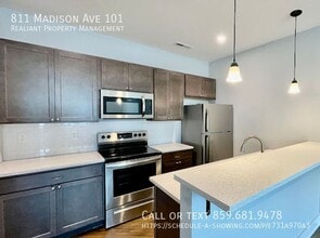 811 Madison Ave in Covington, KY - Foto de edificio - Building Photo