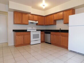 6421 Earlham Dr in Bethesda, MD - Building Photo - Building Photo