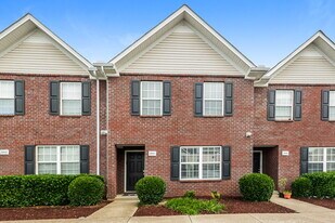 3007 RG Buchanan Dr in La Vergne, TN - Building Photo