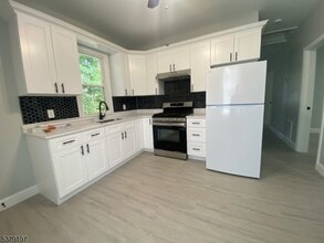 665 Ringwood Ave in Wanaque, NJ - Building Photo - Building Photo