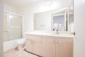 10020 Zelzah Ave in Los Angeles, CA - Building Photo - Building Photo