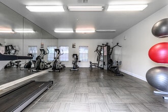 Tiffany Square in Terrell, TX - Foto de edificio - Interior Photo