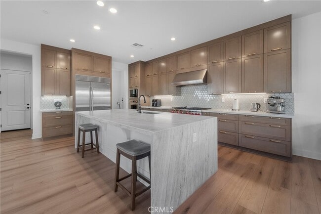 27363 Dialogue Wy in Valencia, CA - Building Photo - Building Photo