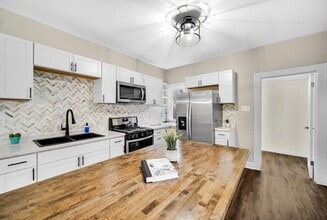 226 W 41st Ave in Gary, IN - Building Photo - Building Photo