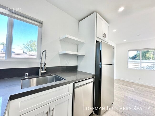 property at 2433 W Ave 33