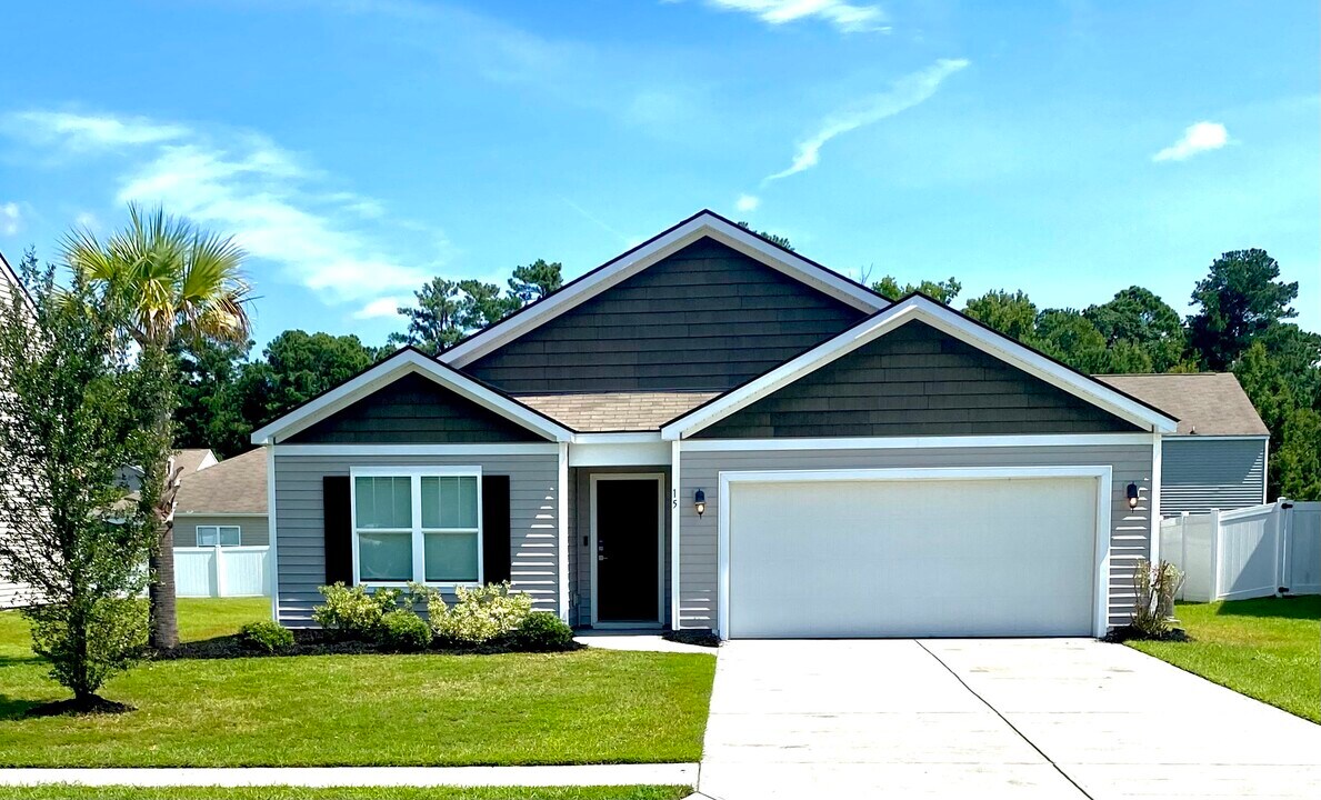 15 Hawkhorn Ct in Pooler, GA - Building Photo