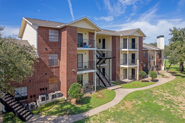 Park at Wells Branch Apartments in Austin, TX - Building Photo - Building Photo