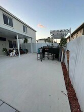 1763 SE 8th Pl in Homestead, FL - Building Photo - Building Photo
