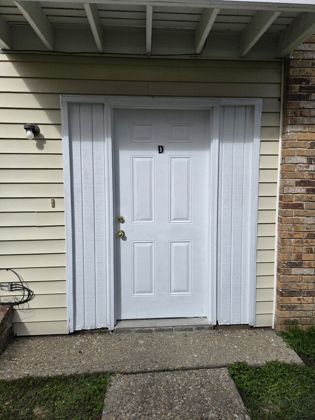 115 Oak Ridge Ave in Donaldsonville, LA - Building Photo - Building Photo
