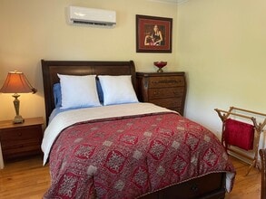 174 Schools Dr in Camden, TN - Foto de edificio - Building Photo