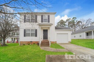 198 Brantley Pl Dr in Mooresville, NC - Building Photo