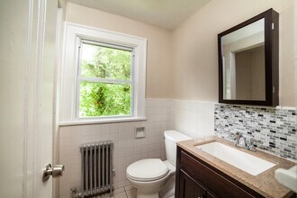 25 Jardine Rd in Morristown, NJ - Foto de edificio - Building Photo