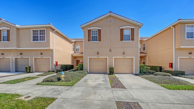 property at 3790 Parkridge Cir