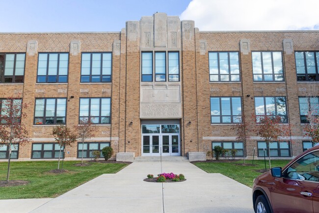 Blackhawk Commons in Sheridan, IN - Building Photo - Building Photo