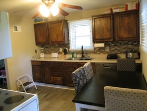 927 Maple St in Eudora, KS - Building Photo - Building Photo