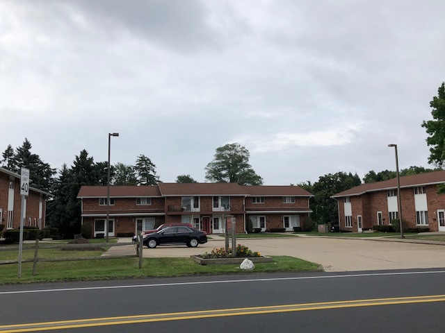 1723 W Grandview Blvd in Erie, PA - Building Photo