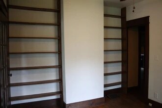 718 S Lincoln St in Bloomington, IN - Foto de edificio - Building Photo