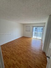 130 S Shore Dr in Miami Beach, FL - Building Photo - Building Photo